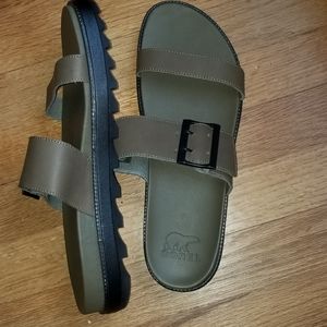 NWOT - Sorel Buckled Sandal
